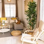 Villa Magma *