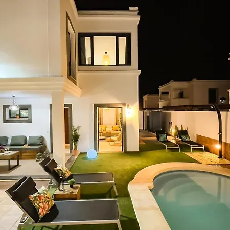Villa Magma *